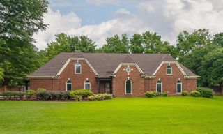 10120 BARN HILL DR, Collierville, TN 38017