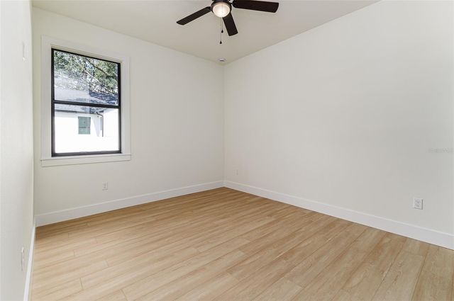 7901 N GREENWOOD AVENUE, Tampa, FL 33604