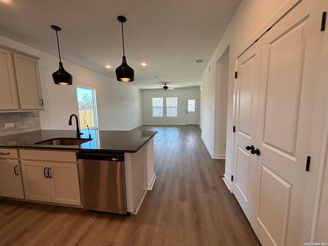 12850 Hill Plains Dr., Schertz, TX 78154