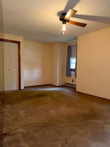 14 Tiffany Circle D-14, Millbury, MA 01527