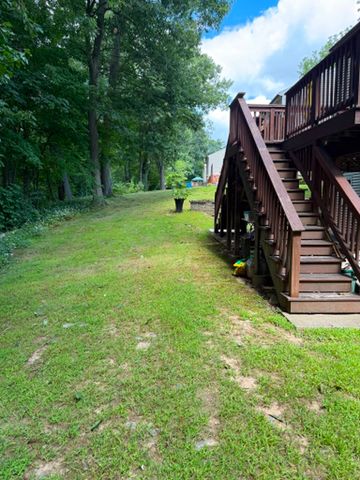 14 Tiffany Circle D-14, Millbury, MA 01527