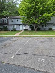 14 Tiffany Circle D-14, Millbury, MA 01527
