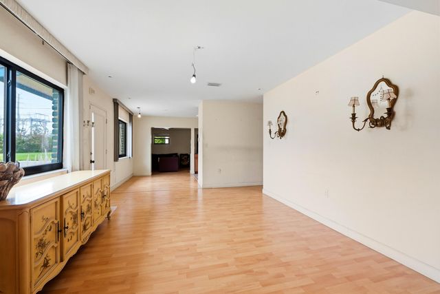 1344 NE 13TH Avenue, Fort Lauderdale, FL 33304