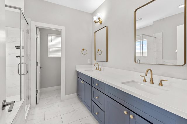8320 Vista Bella Lane, Houston, TX 77055