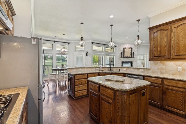 3508 S Bay Breeze Lane, Fort Worth, TX 76179