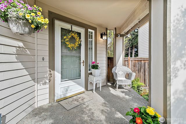 24104 231st Place SE, Maple Valley, WA 98038