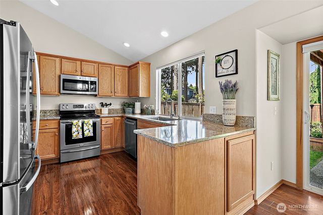 24104 231st Place SE, Maple Valley, WA 98038