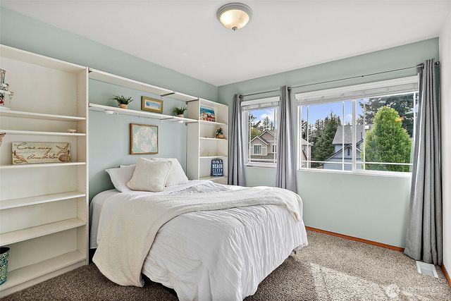 24104 231st Place SE, Maple Valley, WA 98038