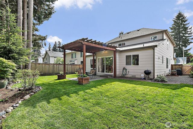 24104 231st Place SE, Maple Valley, WA 98038
