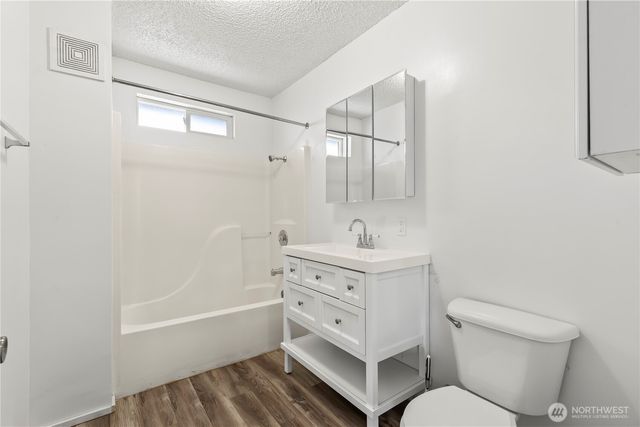 724 S Chelan Avenue, Wenatchee, WA 98801