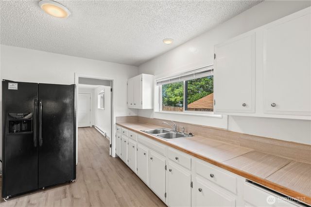 724 S Chelan Avenue, Wenatchee, WA 98801