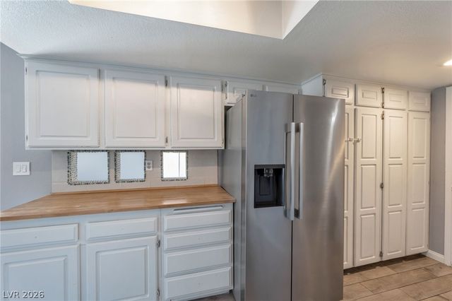 3825 Summer Breeze Circle, Las Vegas, NV 89108