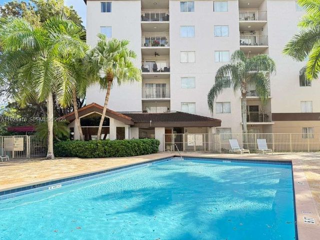 15221 SW 80th St 304, Miami, FL 33193