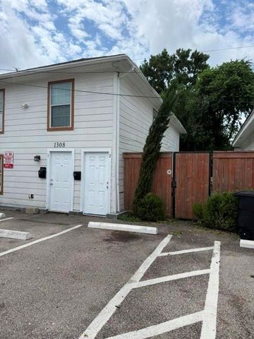 1308 Genova Street 2, Houston, TX 77009