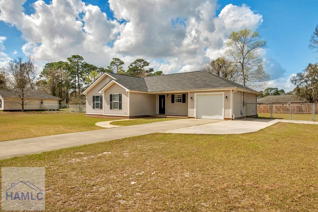 3573 Arnall Drive SE, Allenhurst, GA 31301