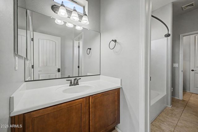 8216 E JAEGER Street, Mesa, AZ 85207