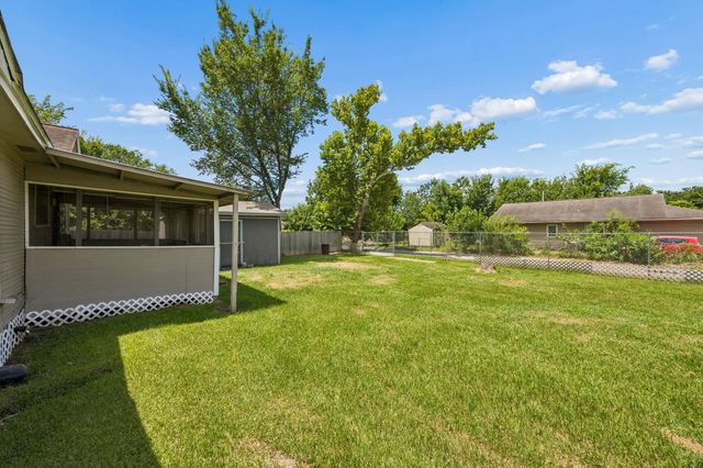 2206 Lee Street, Houston, TX 77026