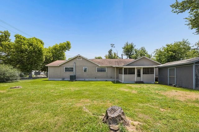 2206 Lee Street, Houston, TX 77026