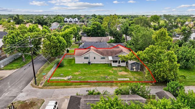 2206 Lee Street, Houston, TX 77026