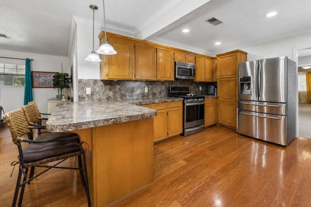 2206 Lee Street, Houston, TX 77026