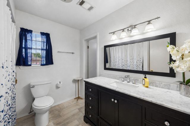 2206 Lee Street, Houston, TX 77026
