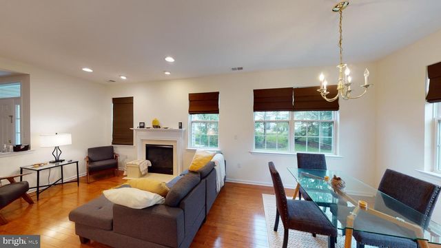 206 CONCORD PL, Pennington, NJ 08534