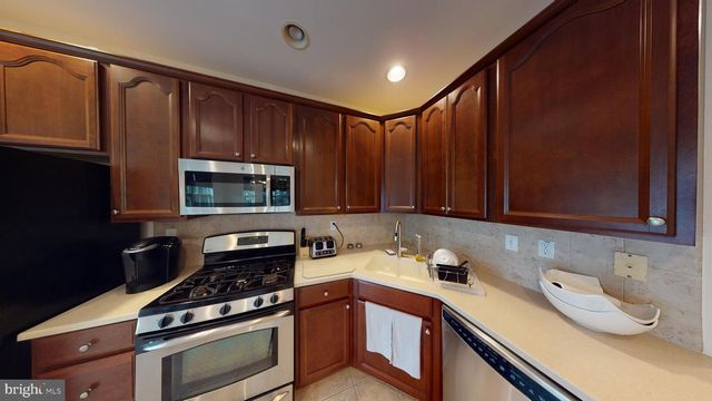 206 CONCORD PL, Pennington, NJ 08534