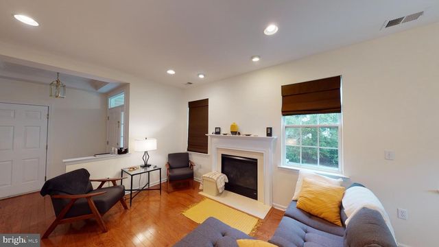206 CONCORD PL, Pennington, NJ 08534