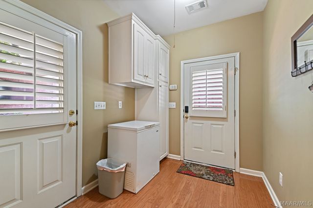 275 Carolina Court, Montgomery, AL 36117