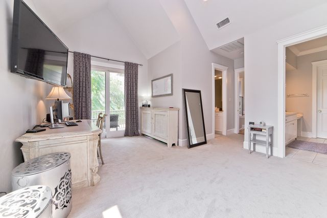 2620 Thomas Avenue, Dallas, TX 75204