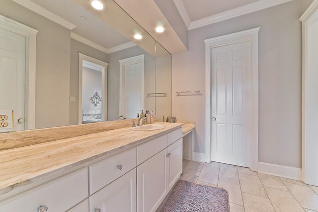2620 Thomas Avenue, Dallas, TX 75204