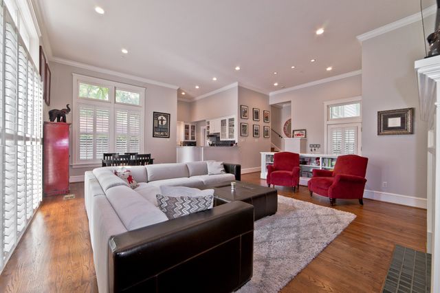 2620 Thomas Avenue, Dallas, TX 75204