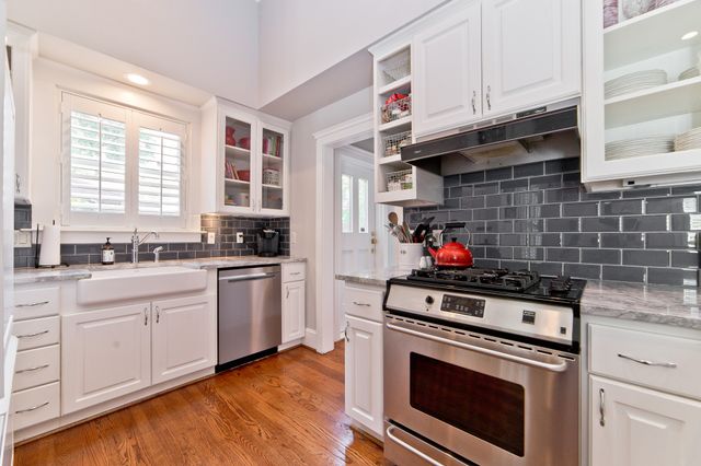 2620 Thomas Avenue, Dallas, TX 75204