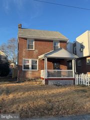 704 E 18TH ST, Chester, PA 19013