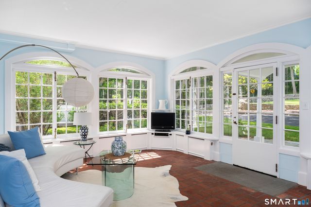 351 Erskine Road, Stamford, CT 06903