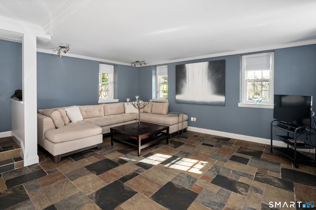 351 Erskine Road, Stamford, CT 06903