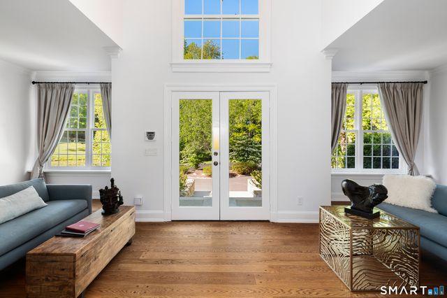 351 Erskine Road, Stamford, CT 06903