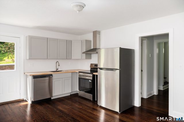 351 Erskine Road, Stamford, CT 06903