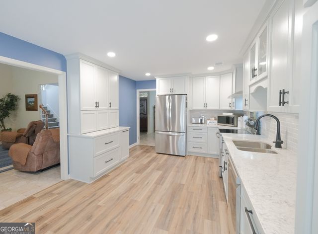 82 Golden Grove Lane, Richmond Hill, GA 31324