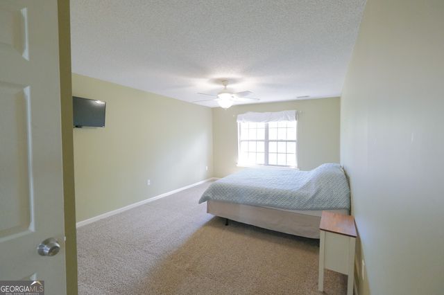 82 Golden Grove Lane, Richmond Hill, GA 31324