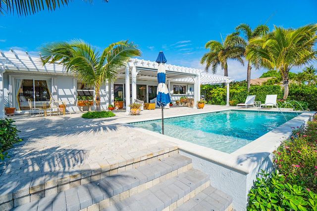 3211 Karen Drive, Delray Beach, FL 33483