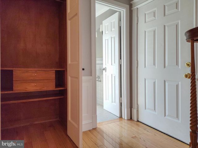 9513 CHERRY OAK CT, Burke, VA 22015