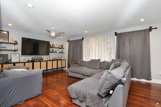 1541 Hudson Avenue, Manhattan, KS 66503