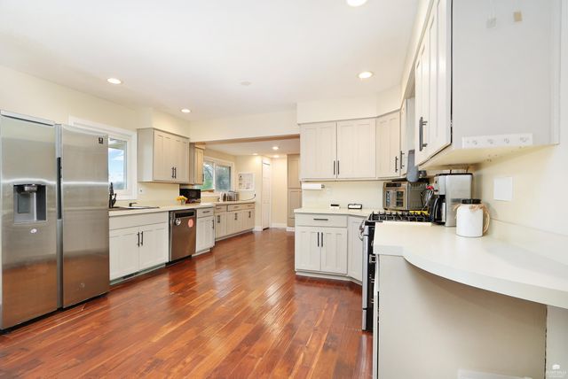 1541 Hudson Avenue, Manhattan, KS 66503