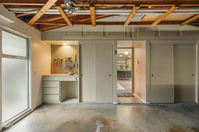 2065 Canyon Close Road, Pasadena, CA 91107