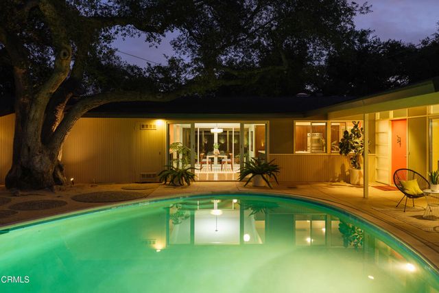 2065 Canyon Close Road, Pasadena, CA 91107