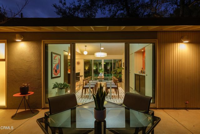 2065 Canyon Close Road, Pasadena, CA 91107