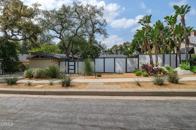 2065 Canyon Close Road, Pasadena, CA 91107