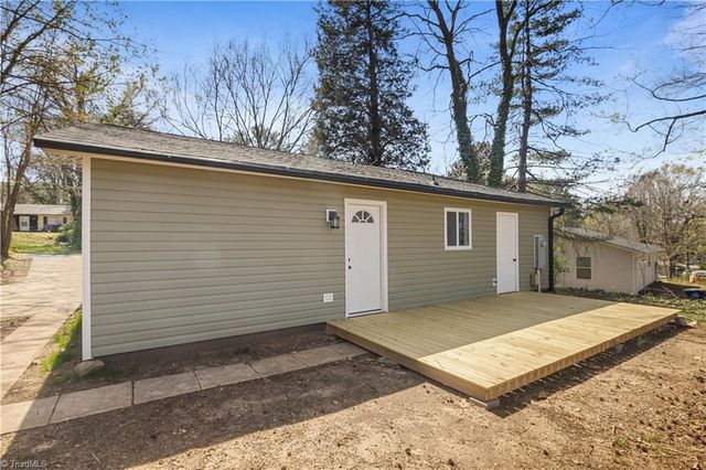 2835 Laguna Avenue, Winston-salem, NC 27103