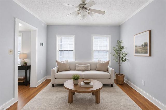 7 Central ST, Hampton, VA 23663